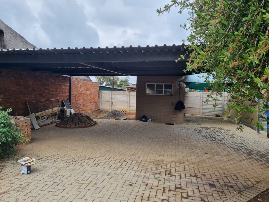 2 Bedroom Property for Sale in Wilgehof Free State